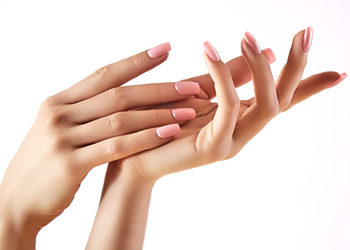 Salon MAGNETIC - Manicure Hybrydowy Promocja 31.10.2019